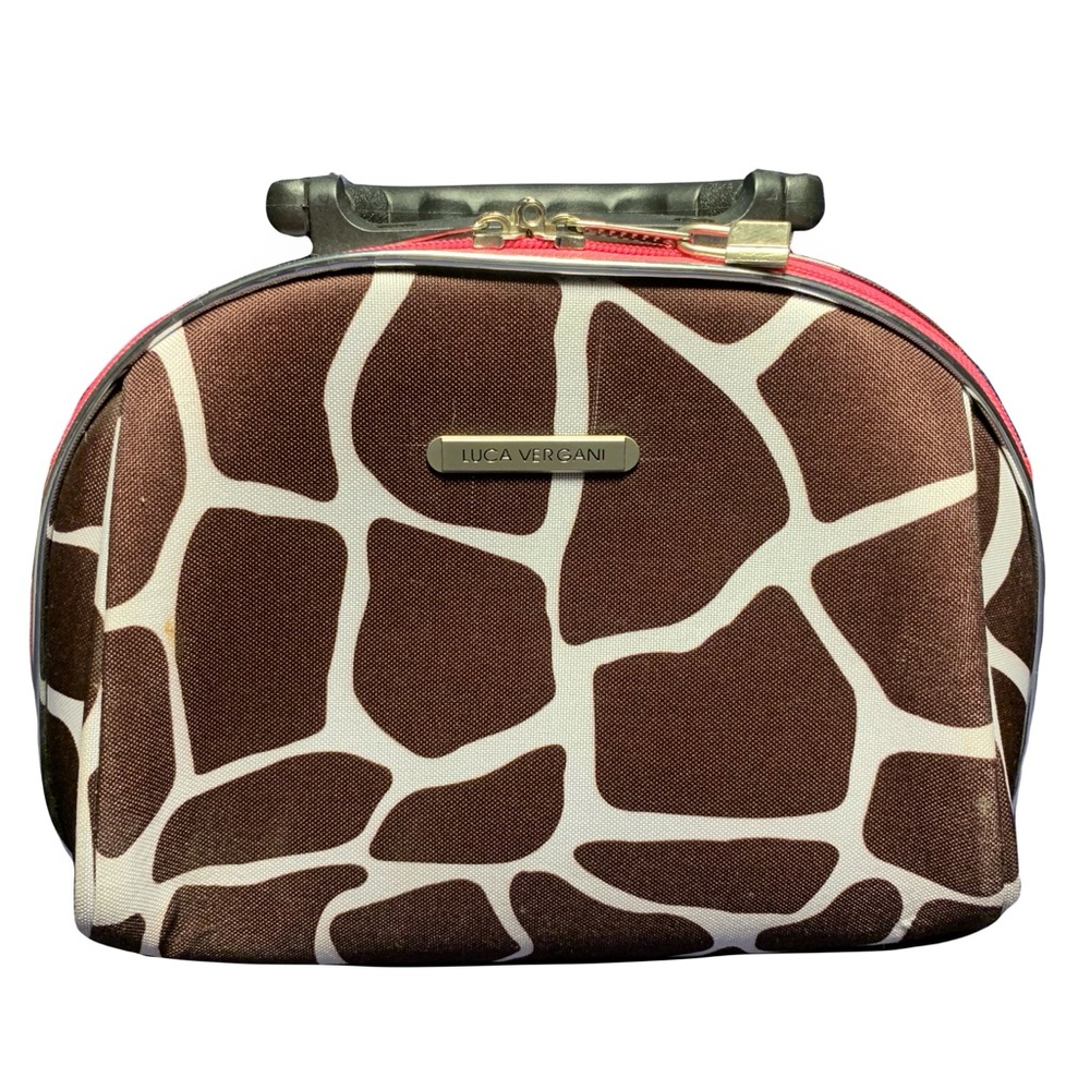 Small Giraffe Pattern Travel Bag